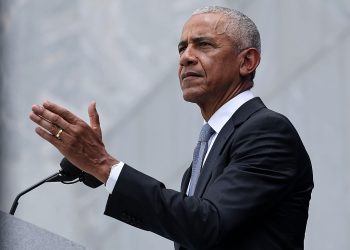 Obama urges Democrats to have a ‘clear plan’ for AI safeguards
